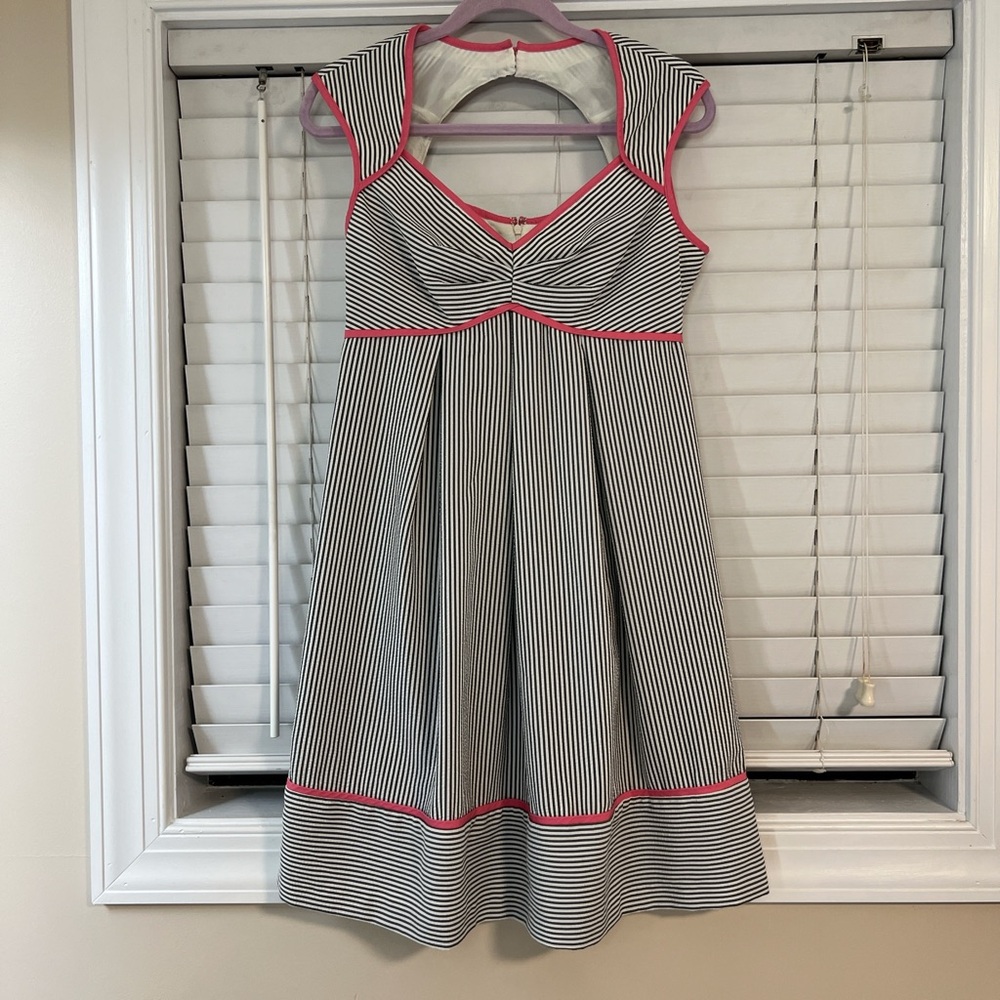 London Times size 8 Grey and white stripped dress with pink